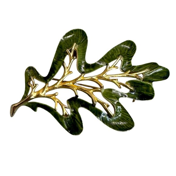 Vtg Sarah Coventry Enchanted Forest Oak Leaf Brooch Pin Gold Tone Green Enamel - Picture 1 of 4